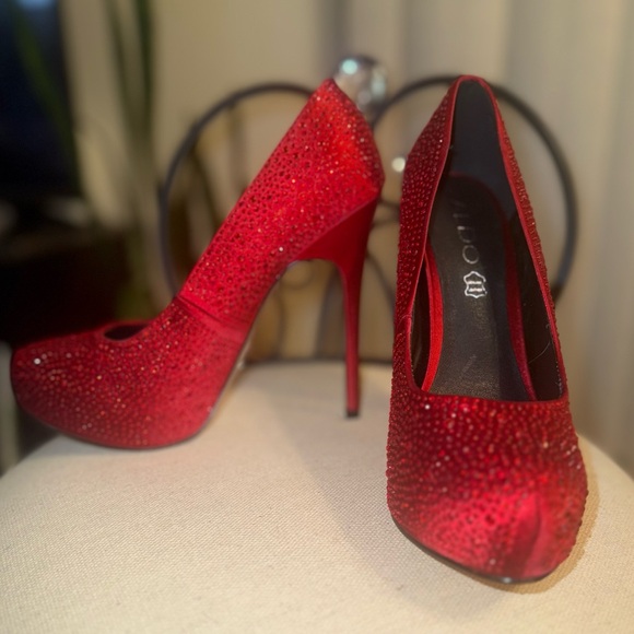 Red Rhinestone Pumps - Picture 2 of 6
